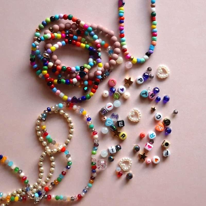 Alphabet Beads, 100 Pcs Rainbow Letter Beads Acrylic Charms, 4x7mm, Letter F