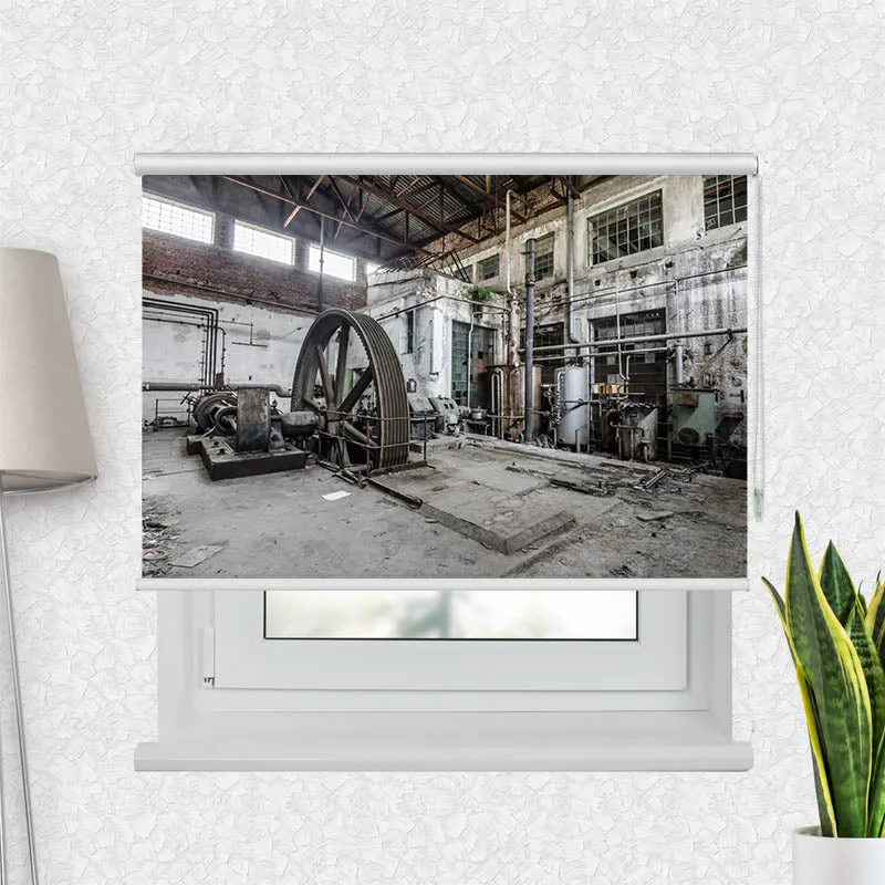 Motivrollo 'Grosses Rad in Verlassener Fabrik' | Bis B 430 x H 440 cm