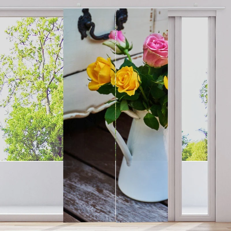 Schiebegardine Motiv "Rosen Kommode Shabby chic"