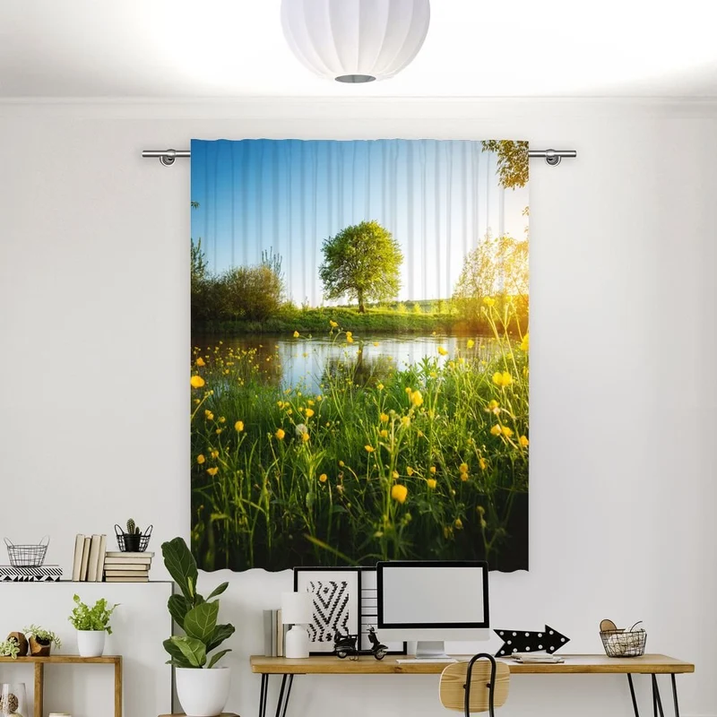 Vorhang Motiv 'Schoener Baum Auf Wiese'