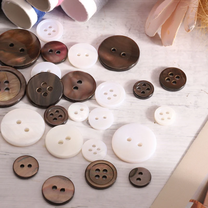 15Pcs 12.5mm Mother of Pearl Buttons 2 Holes Round Pearlized for Sewing Brown